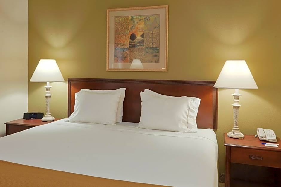 Holiday Inn Express Evansville - West By IHG