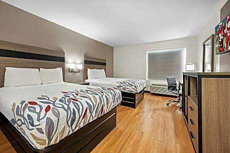 Deluxe 2 Full Beds Non-Smoking