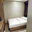 Holiday Hotel