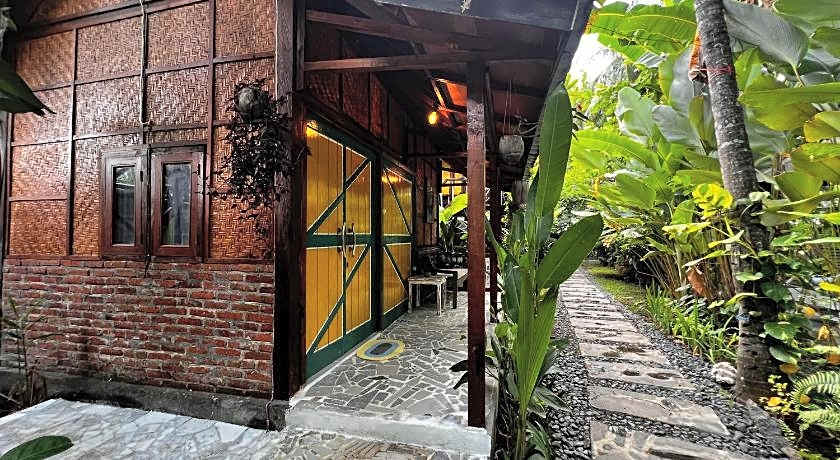 Tahlia's Villa