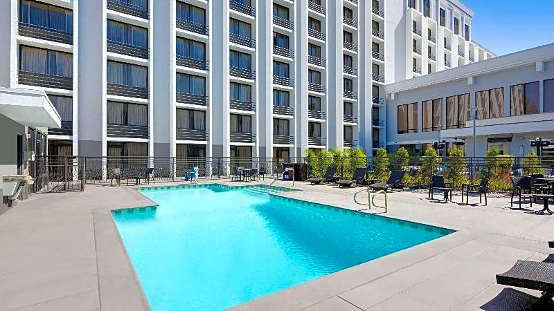Holiday Inn San Jose Airport