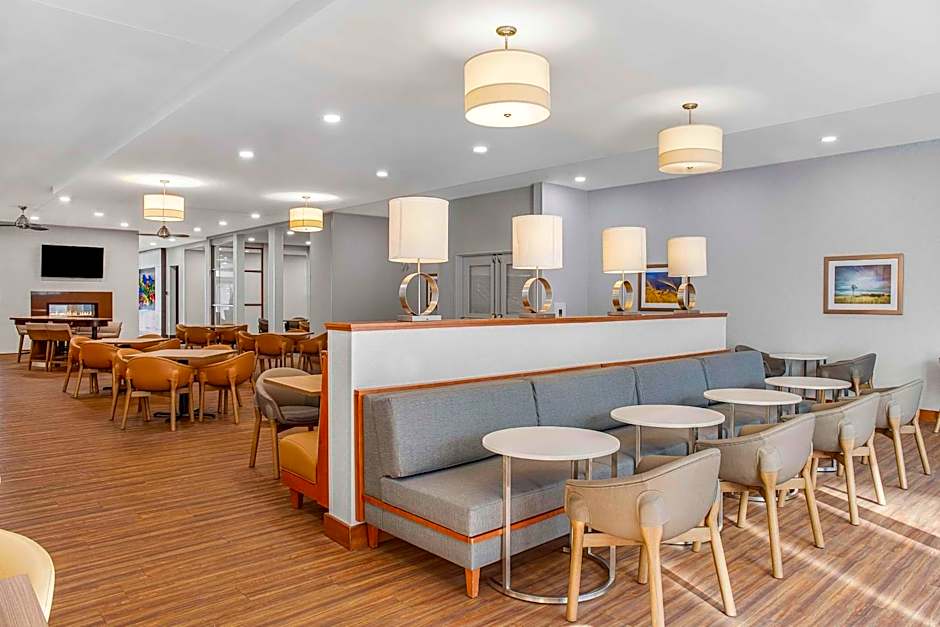 Homewood Winnipeg Airport-Polo Park