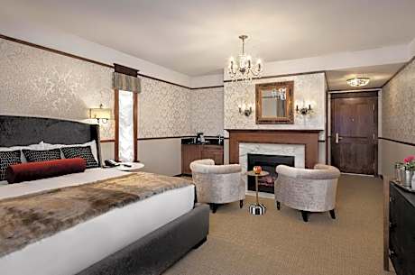 King Room with Spa Bath