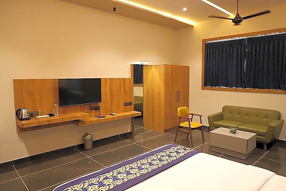 Hotel Maple Tree Inn – Mehsana, TN