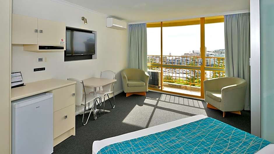 Atlantic Tower Motor Inn