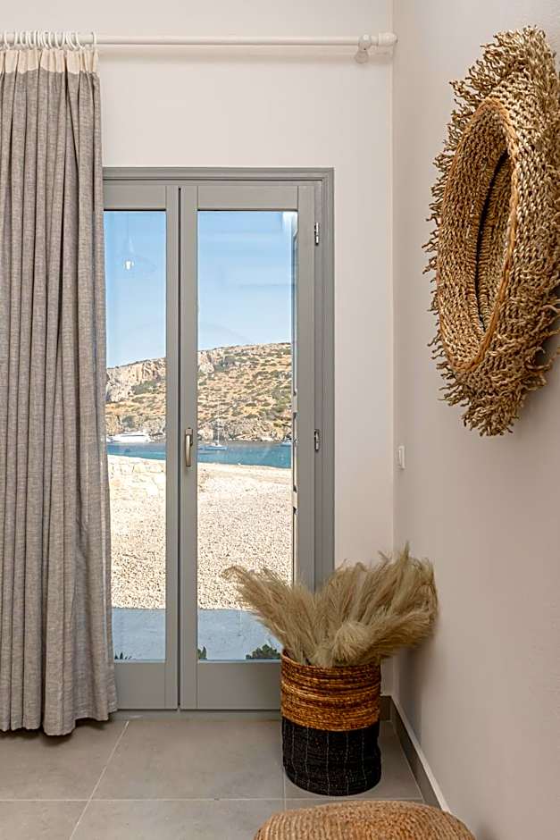 Porto Dema Luxury Suites