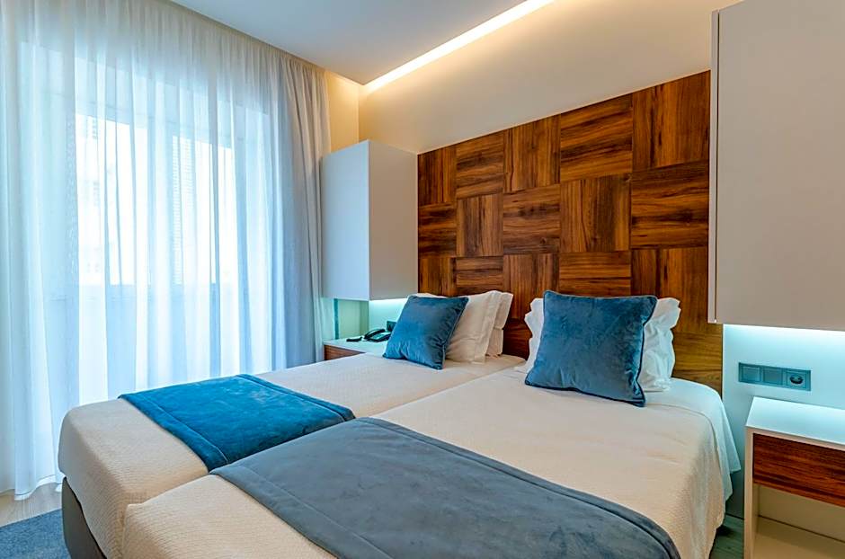 Avenida Park Residence