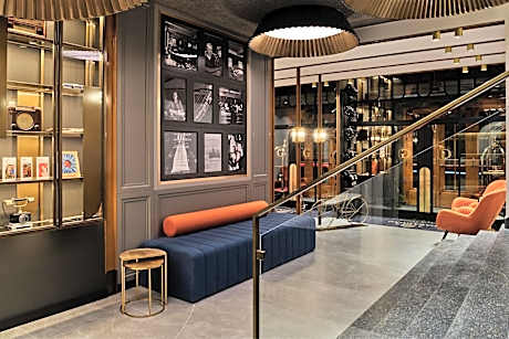 Garamond, a Tribute Portfolio Hotel