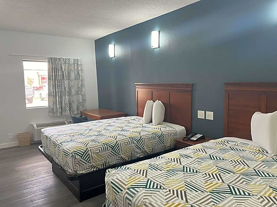 Motel 6 Cleveland, MS – Delta State University