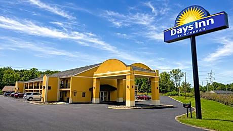 Days Inn by Wyndham Scottsboro AL