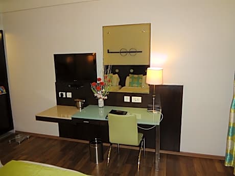 Executive Triple Room