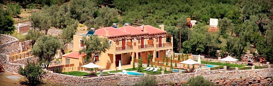 VILLA UPHORIA  with private pool and garden