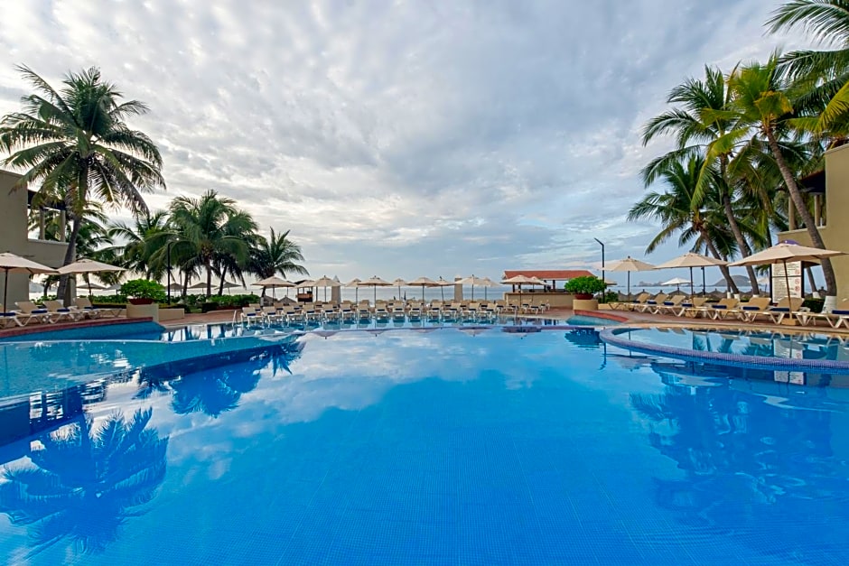 Tesoro Ixtapa Beach Resort