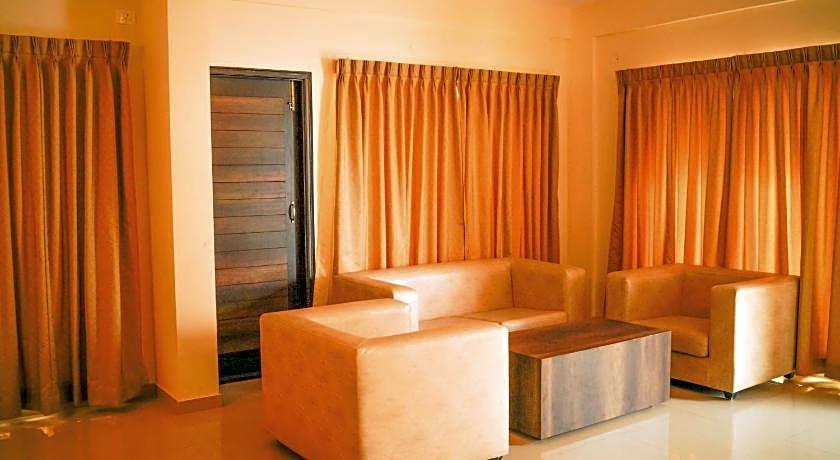 Hotel Royal Serenity Kammanahalli
