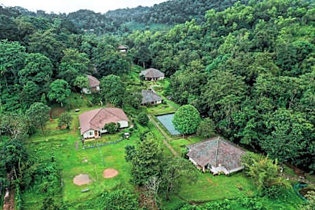 Abad Brookside Lakkidi