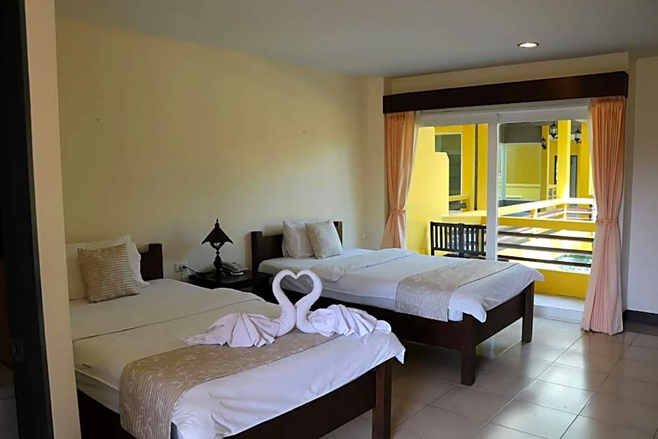 Photo 1 of 7 of Villa