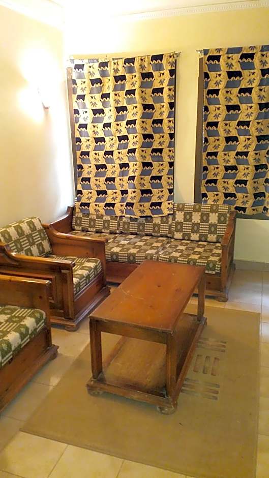 Applicators Hotel