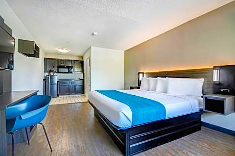 Studio 6-Ocean Springs, MS