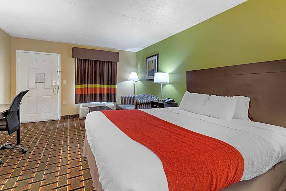SureStay Hotel by Best Western Lenoir City