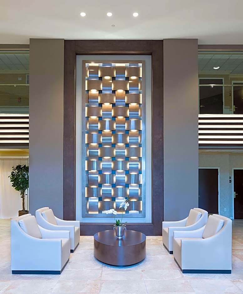 DoubleTree by Hilton Hotel Nanuet