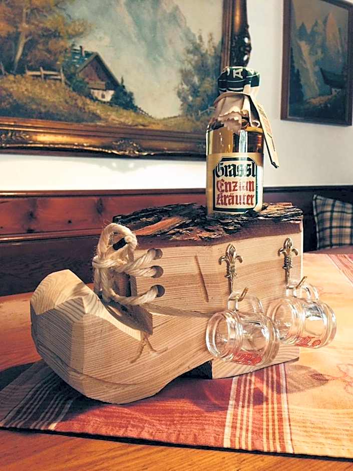 Wirtshaus und Pension Hocheck