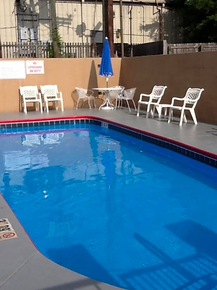 Americas Best Value Inn - Brookhaven