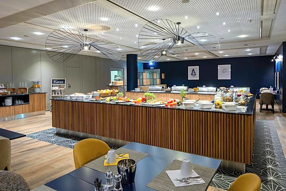 voco Dusseldorf Seestern By IHG