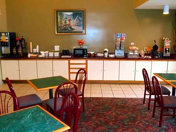 AmeriStay Inn St Joseph