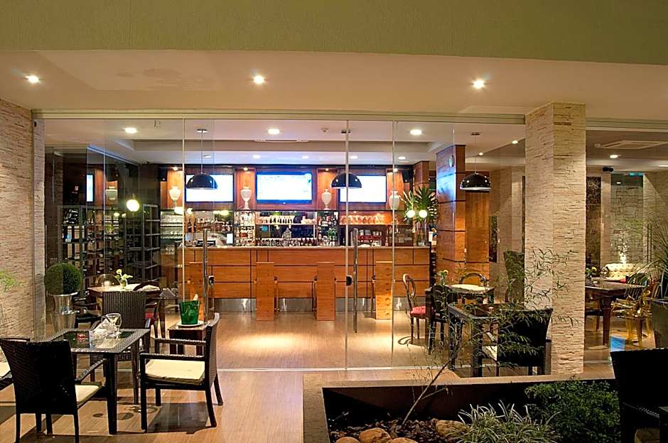 Las Ventanas Suites Hotel