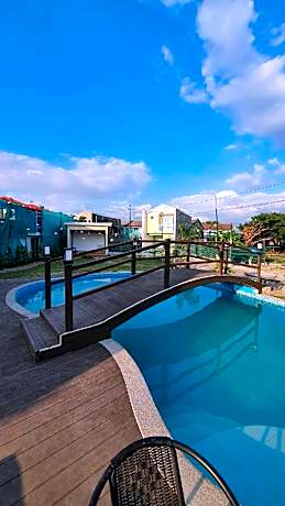 Two Bedroom Cozy Rest House in IBA, Zambales