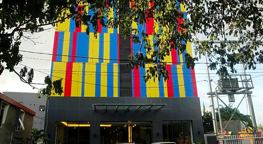 Top Hotel Manado By Gran Puri