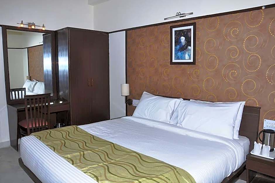 Hotel Krishna Sagar NH-24