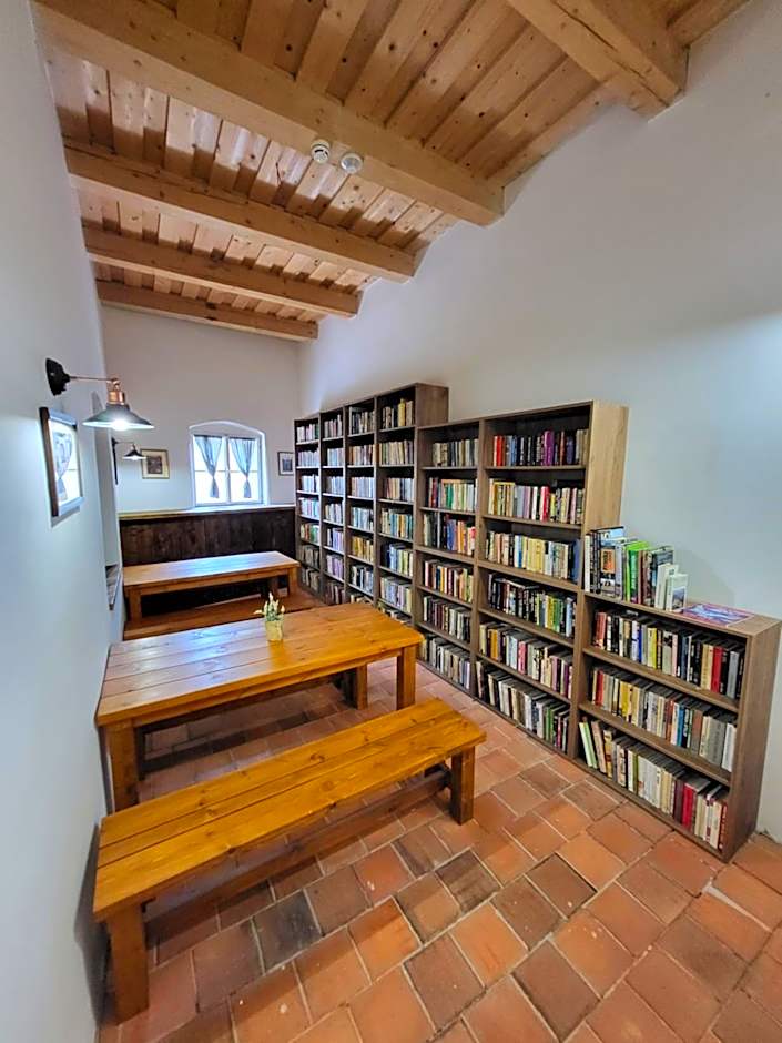 HoStel Cosmopolitan*