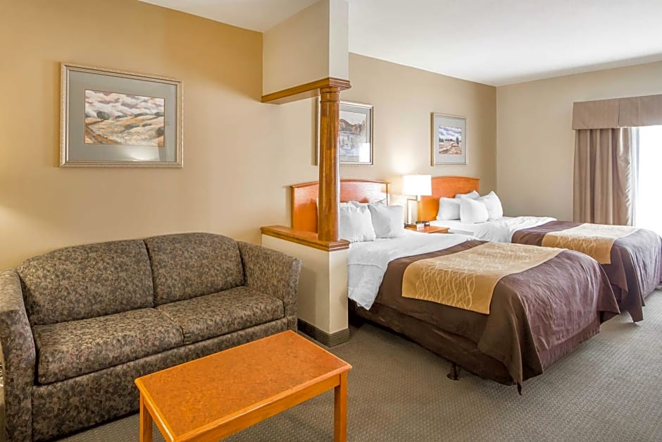Quality Inn & Suites MidAmerica Industrial Park Area