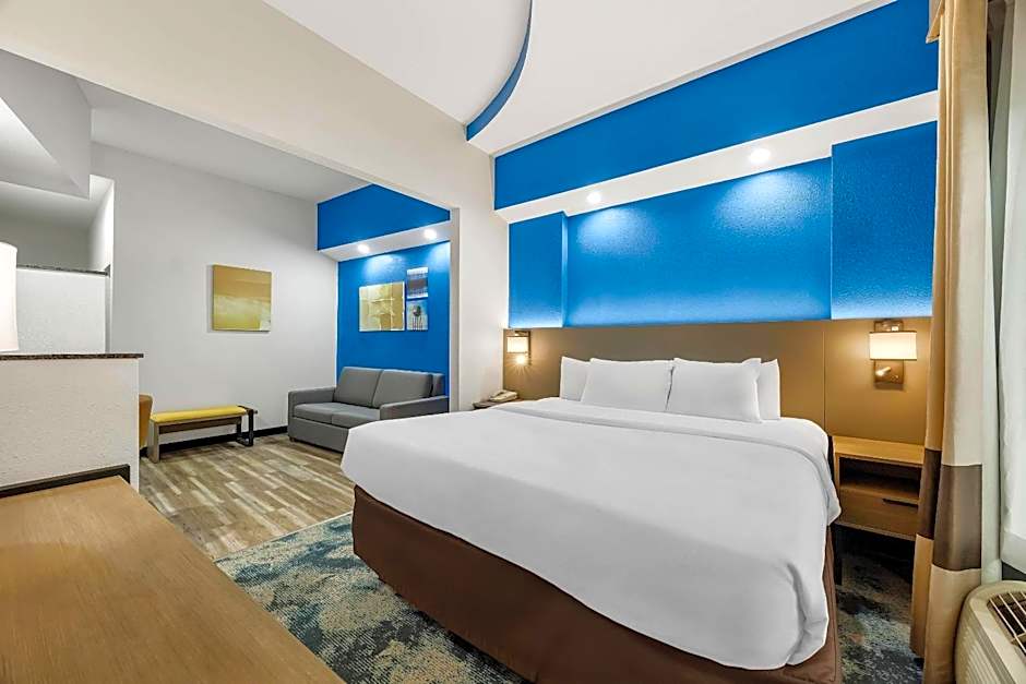 Comfort Suites Perrysburg - Toledo South