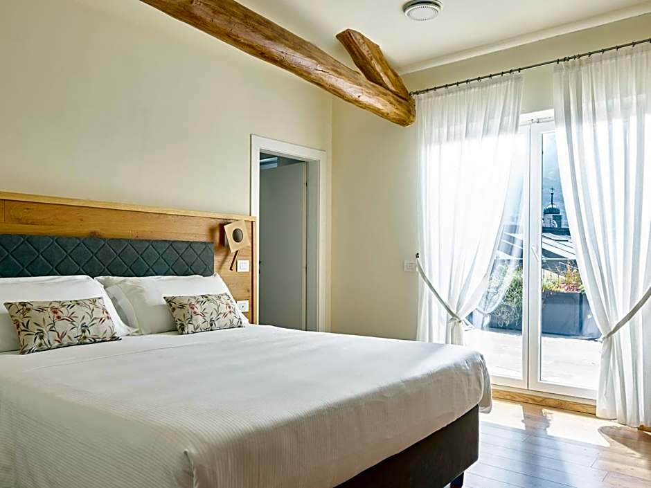 Hotel America