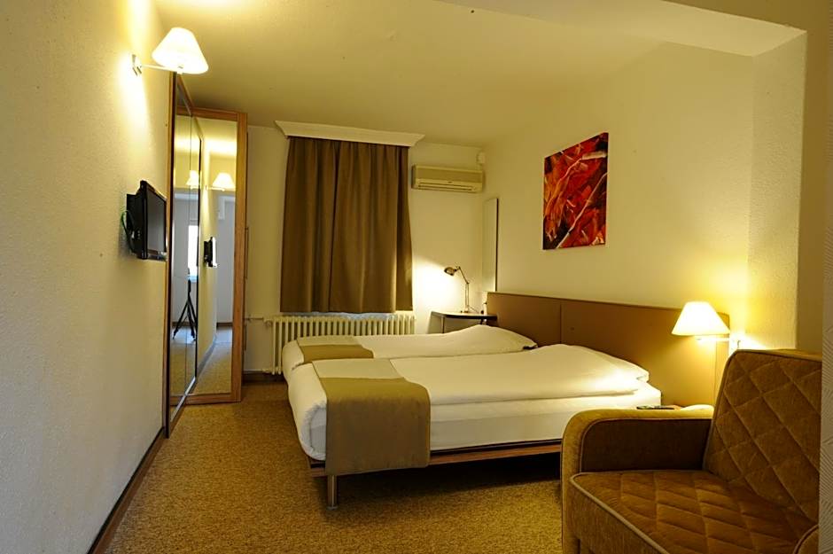 Kardes Hotel