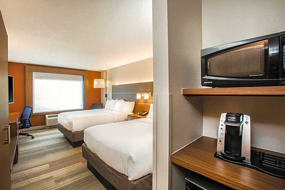 Holiday Inn Express Hotel & Suites Bellevue-Omaha Area