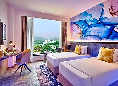 Deluxe Room Twin Bed