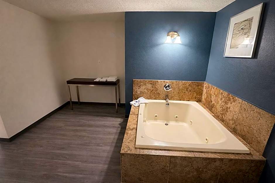 Express Inn & Suites