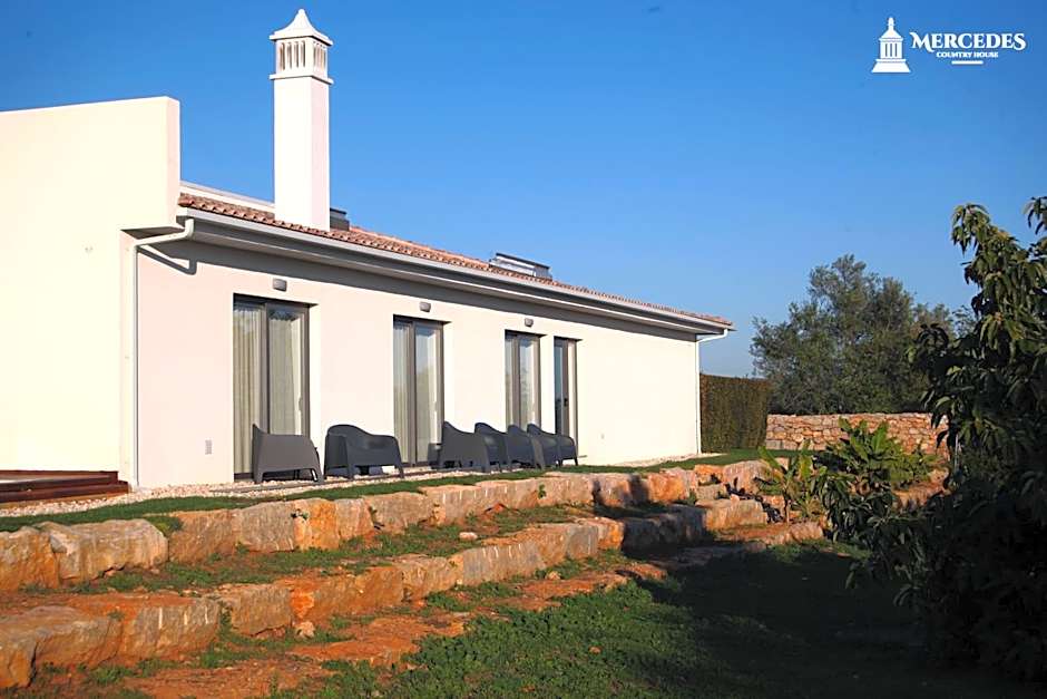 Mercedes Country House