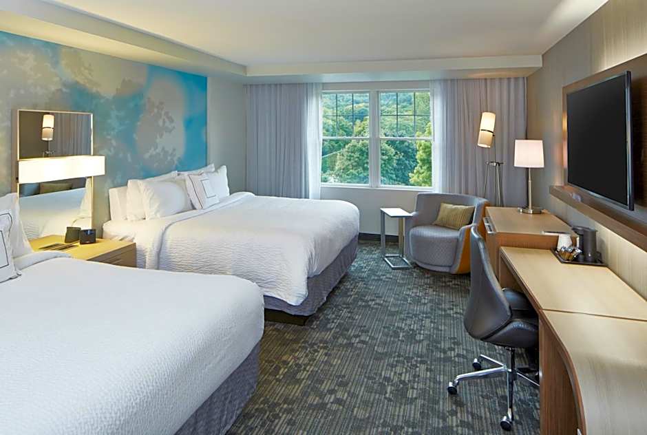 Courtyard by Marriott Lake George