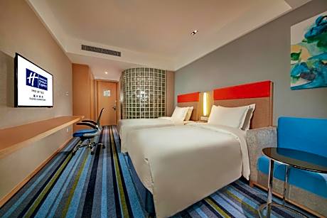 Standard Twin Room with Extra Floor Space