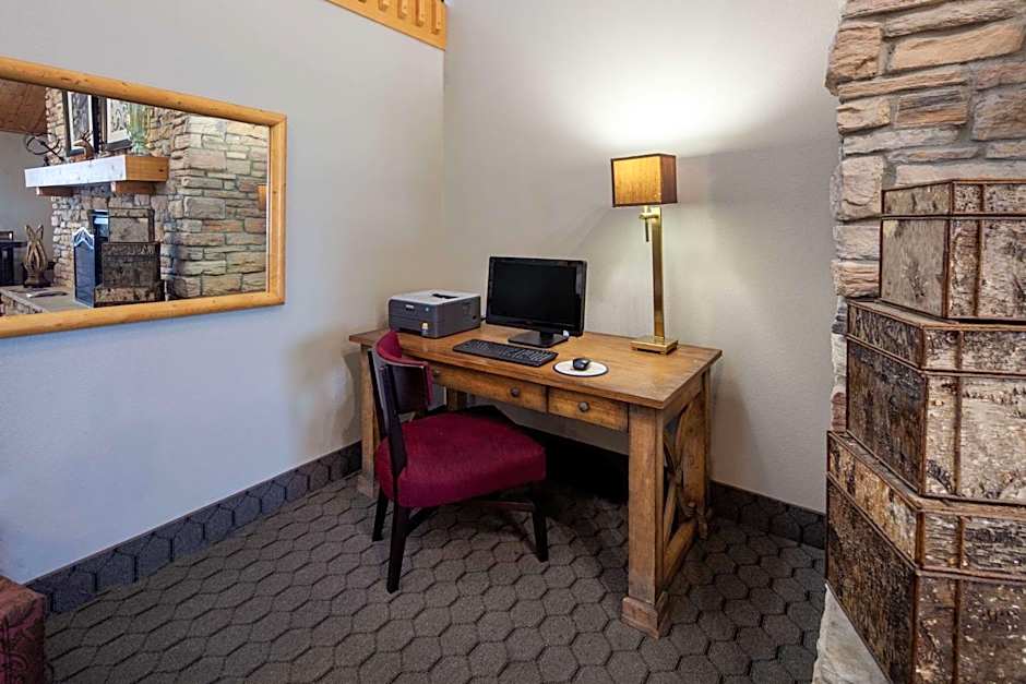 AmericInn by Wyndham Northfield