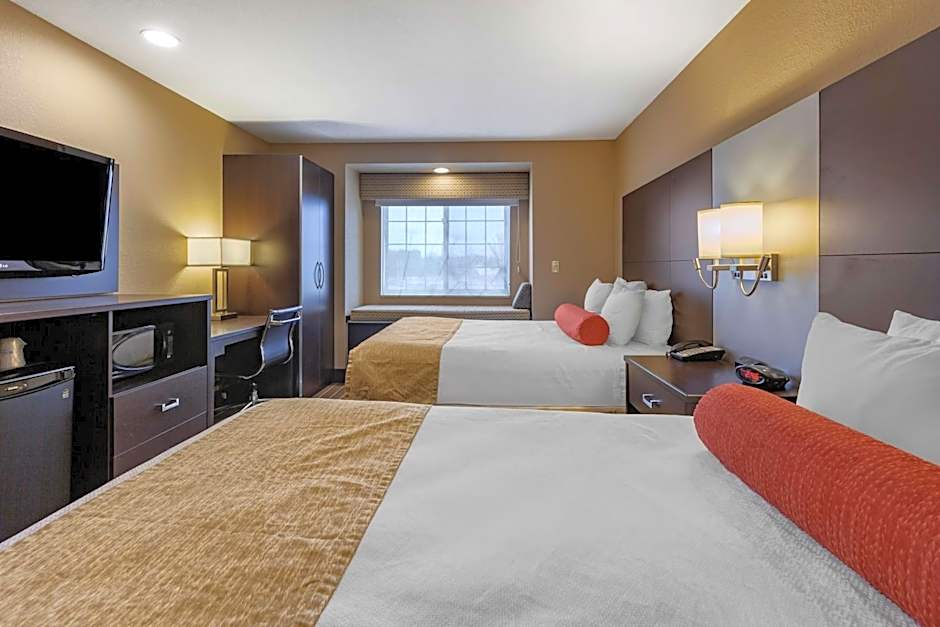 Best Western Plus Woodstock Inn & Suites