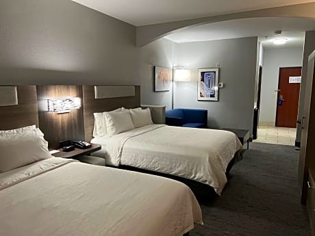 Suite with Two Queen Beds