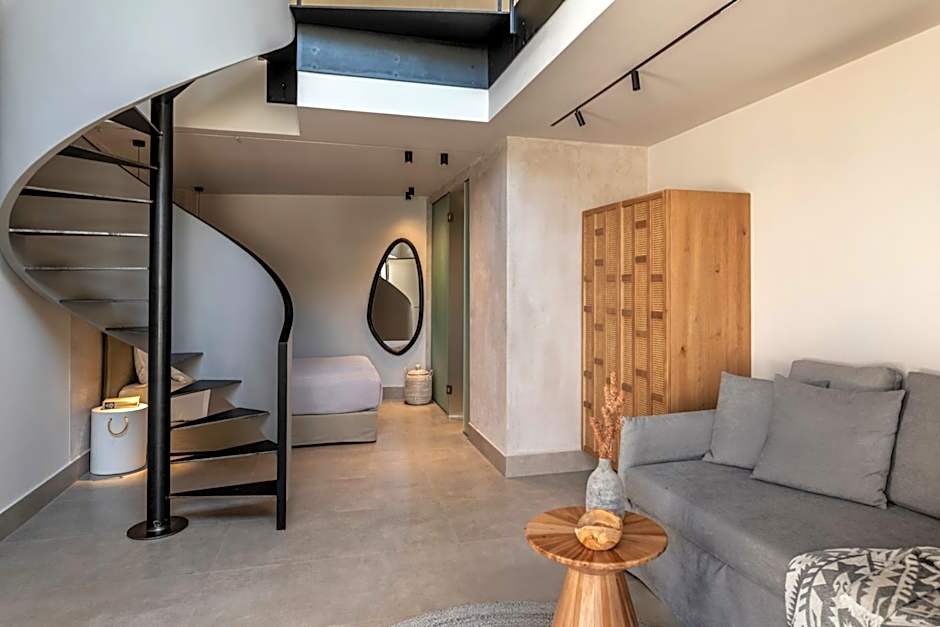 Nikoleta Hotel and Villas