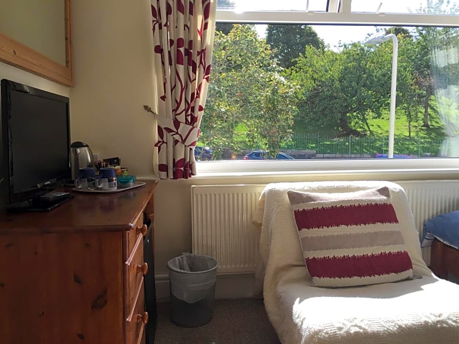 Barbican Reach Guest House