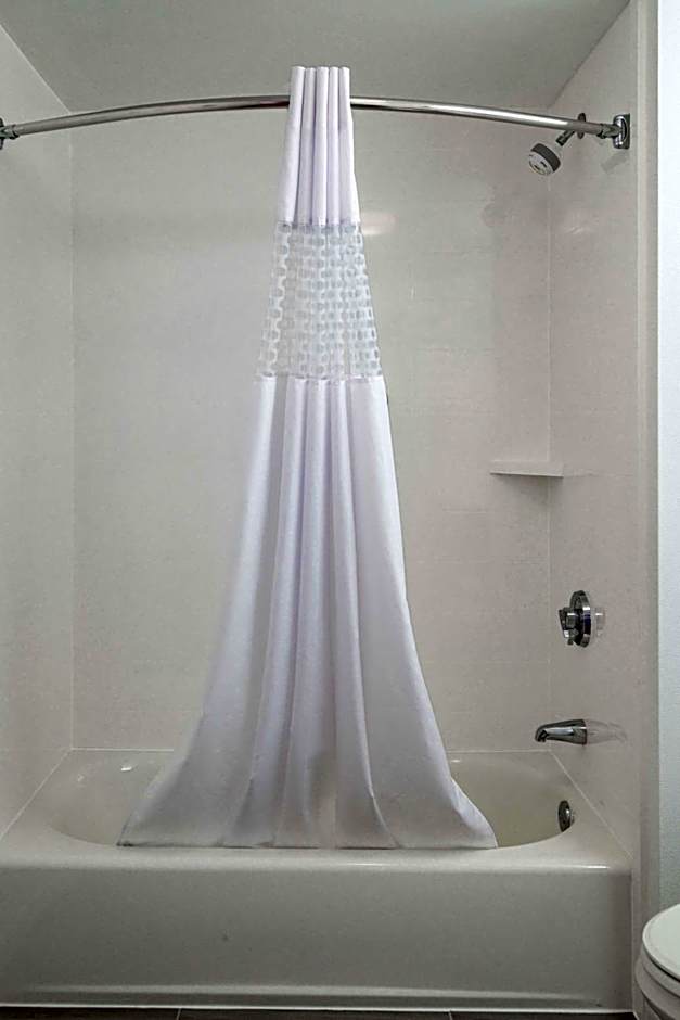 Hampton Inn By Hilton Freeport/Brunswick