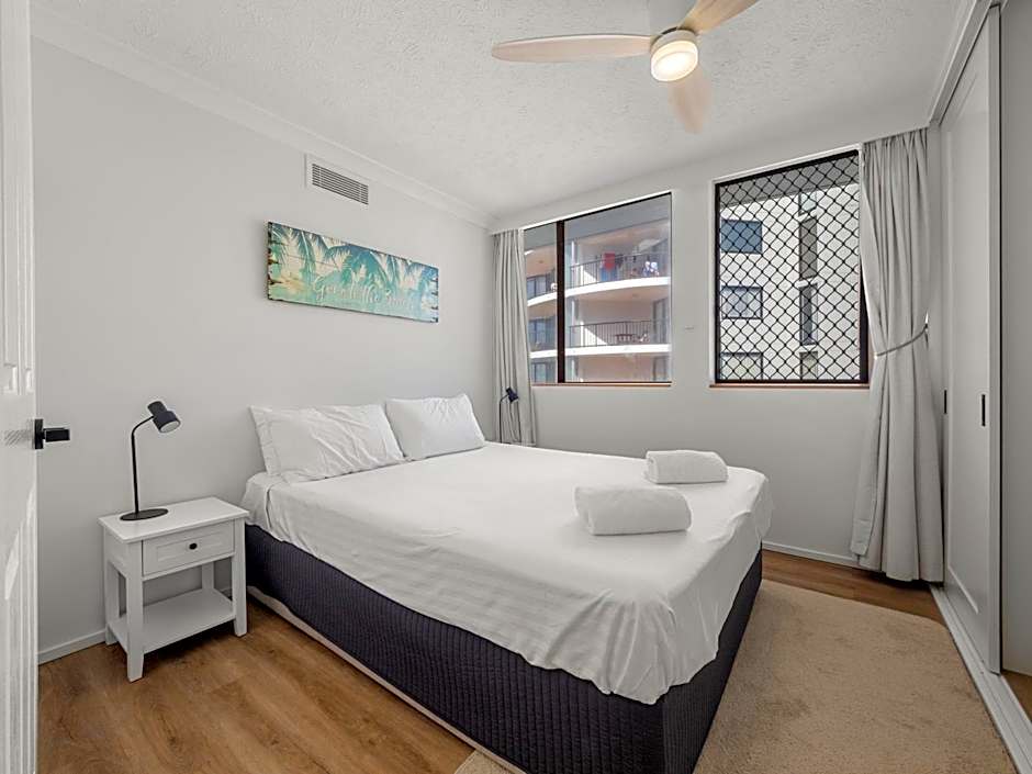 Aries Holiday Apartments